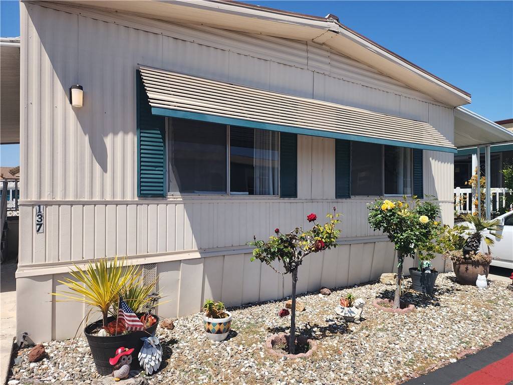 Huntington Beach, CA 92646,19251 Brookhurst #137