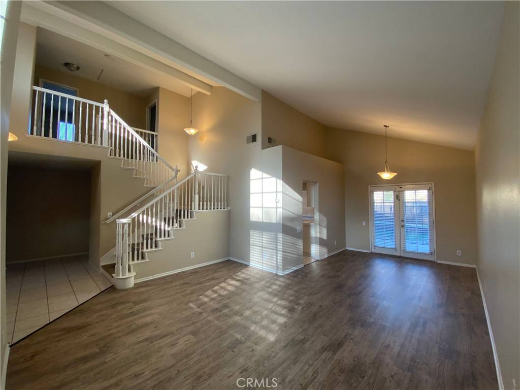 Lake Elsinore, CA 92530,32770 Royal Oak LN