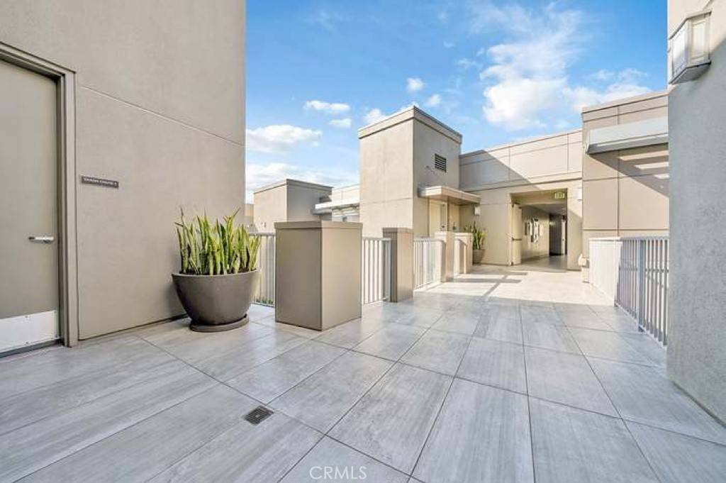 Irvine, CA 92612,21 Gramercy #421
