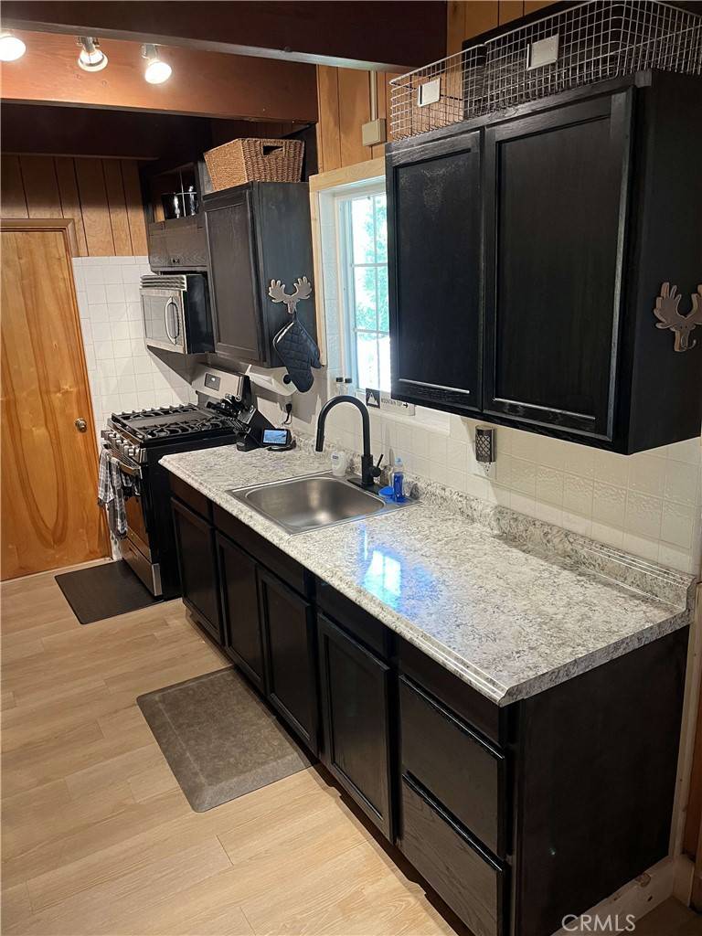 Shaver Lake, CA 93664,42259 Elderberry RD