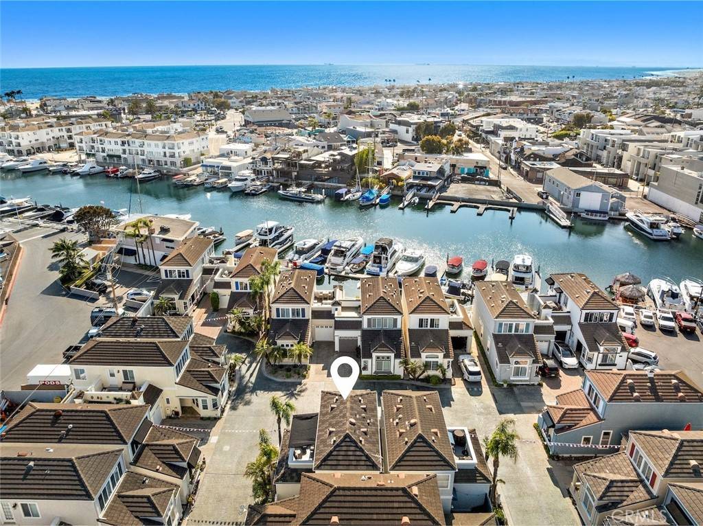 Newport Beach, CA 92663,700 Lido Park DR #33