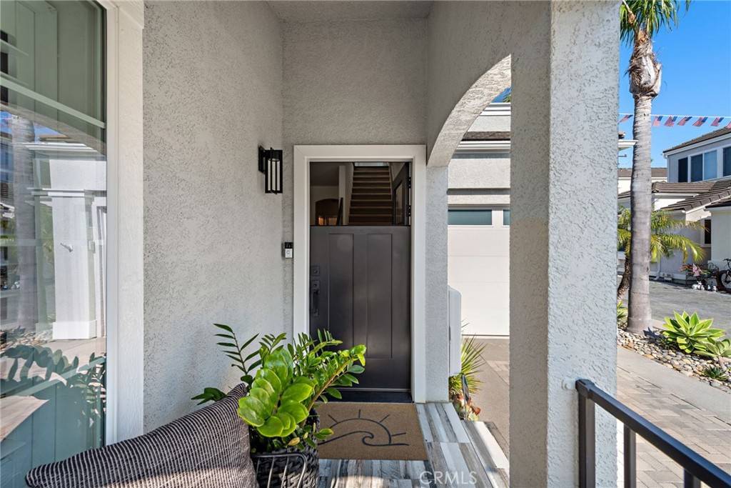 Newport Beach, CA 92663,700 Lido Park DR #33