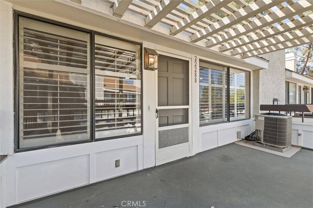 Lake Forest, CA 92630,22288 Redwood Pointe