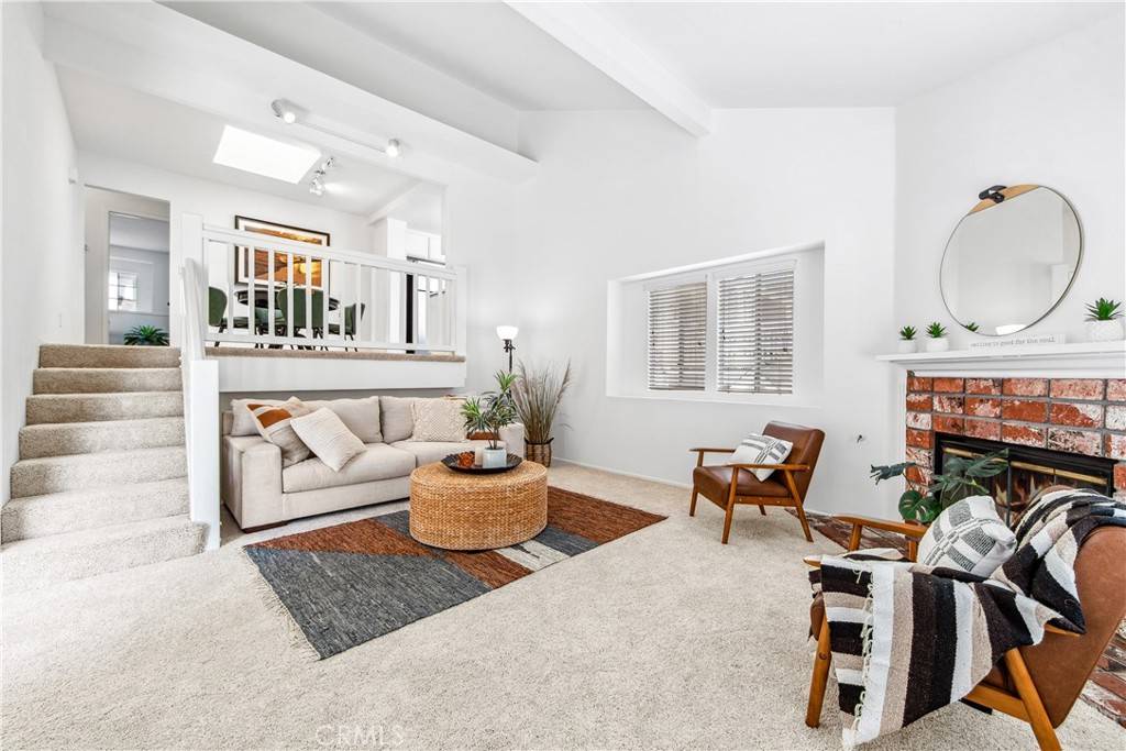 Huntington Beach, CA 92648,18051 Wakefield Ln #106
