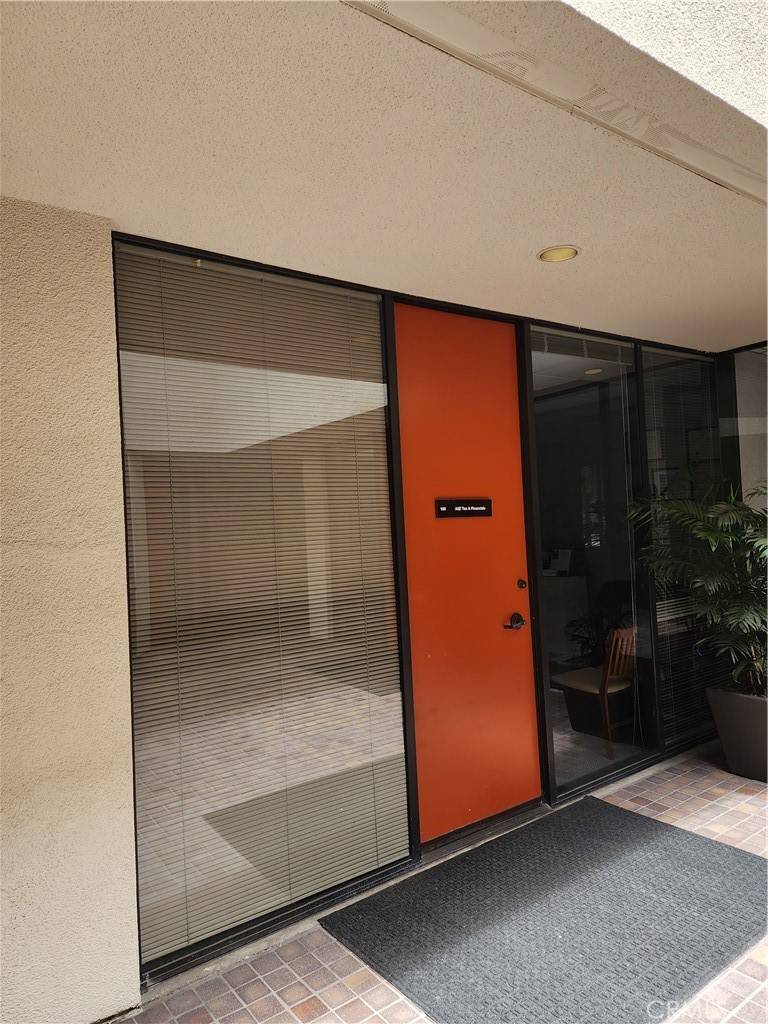 Laguna Hills, CA 92653,25241 Paseo De Alicia #100