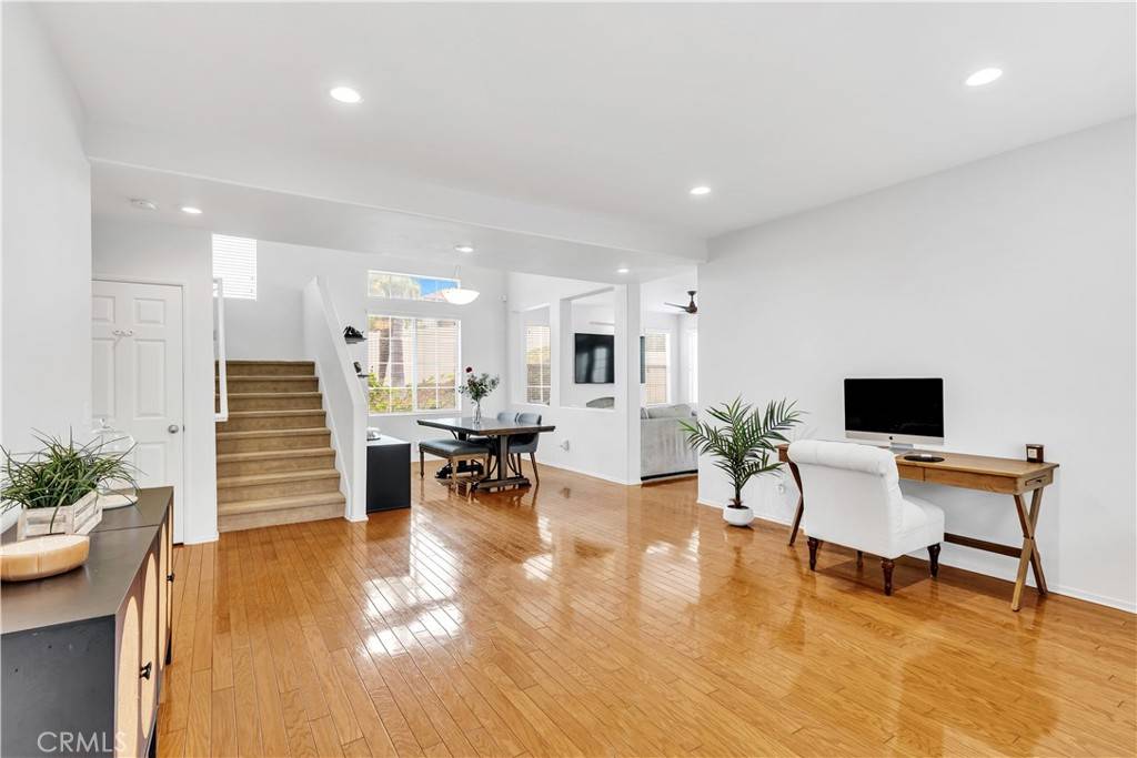 Aliso Viejo, CA 92656,64 Vista del Valle