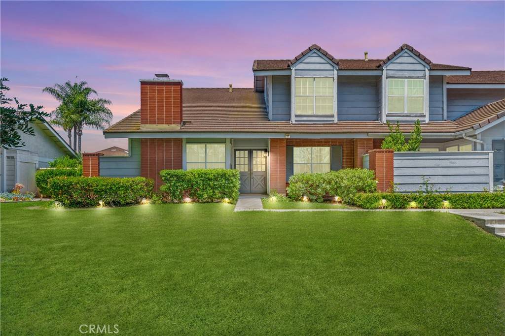 Irvine, CA 92604,44 W Yale #8