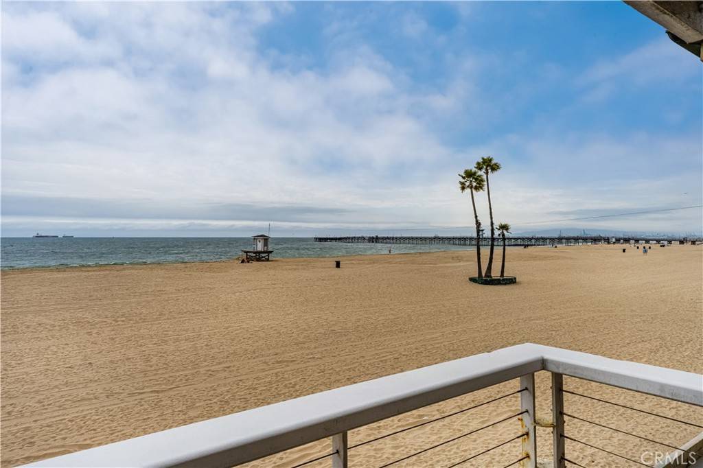 Seal Beach, CA 90740,1207 Seal WAY