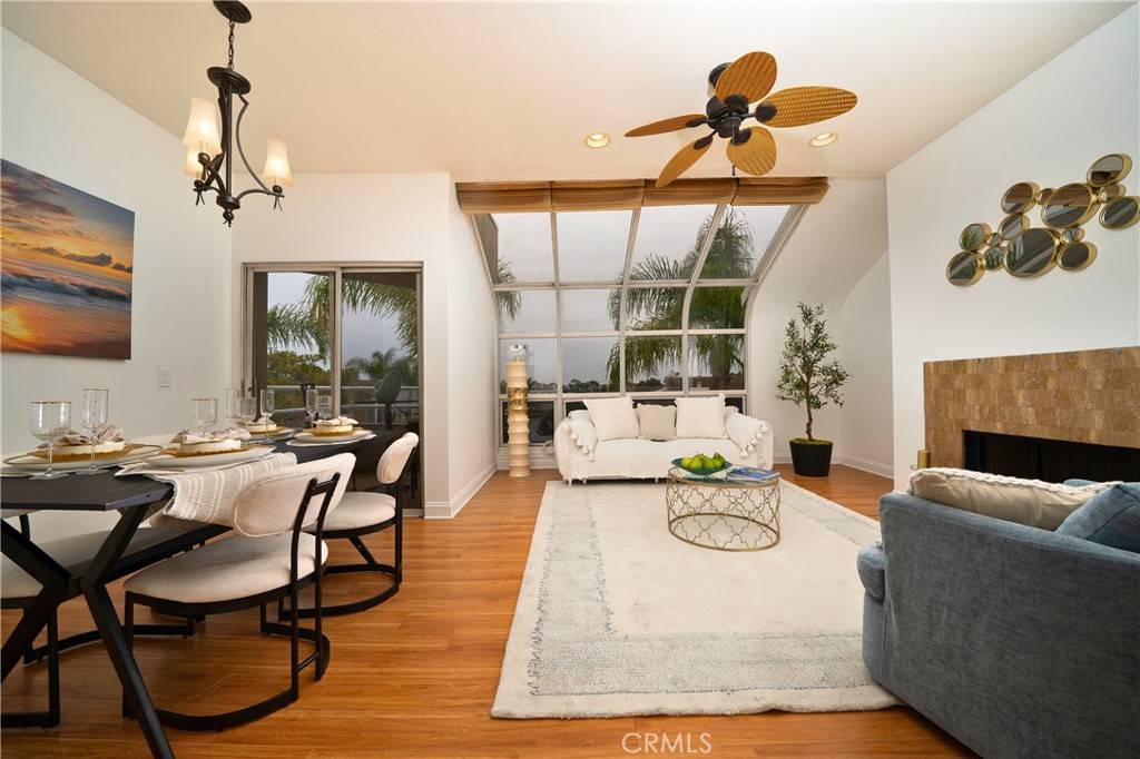 Huntington Beach, CA 92649,16061 Surprise LN