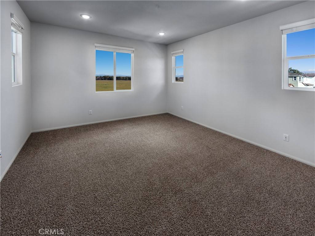 Temecula, CA 92591,40231 Via Orujo