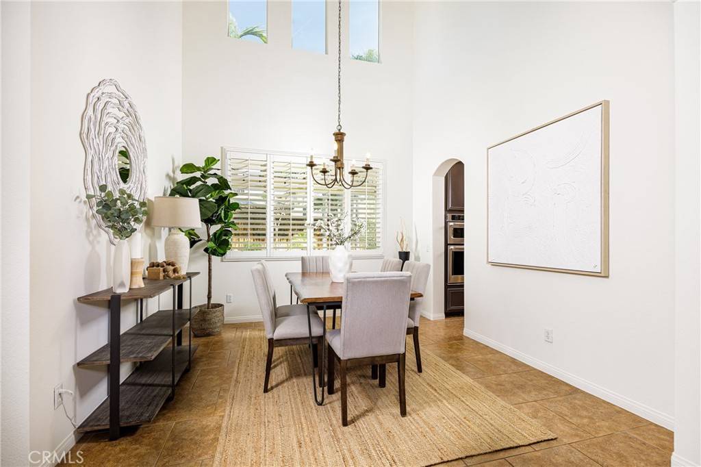 Murrieta, CA 92562,42355 Mountain View CT