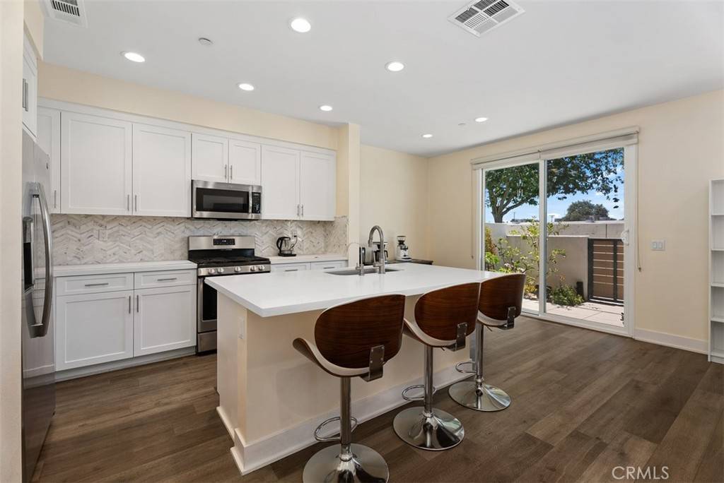 Garden Grove, CA 92840,12178 Greenleaf LN