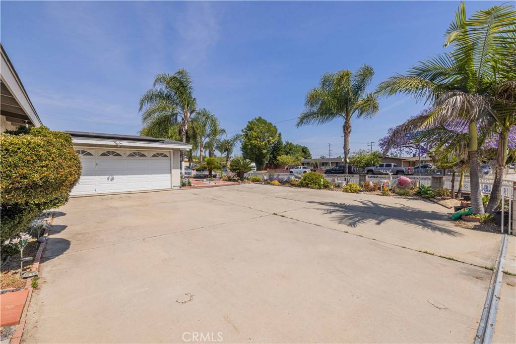 Stanton, CA 90680,7911 Orangewood AVE