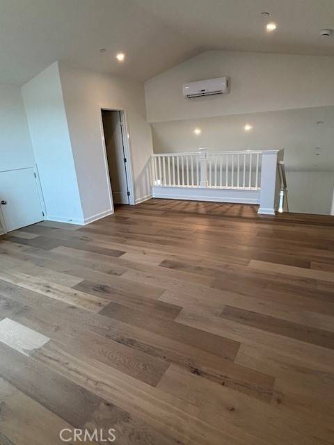 Irvine, CA 92618,109 Escala