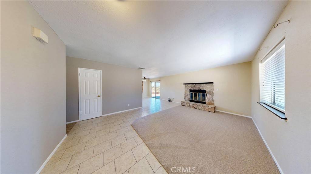 Apple Valley, CA 92307,19171 Carlisle RD