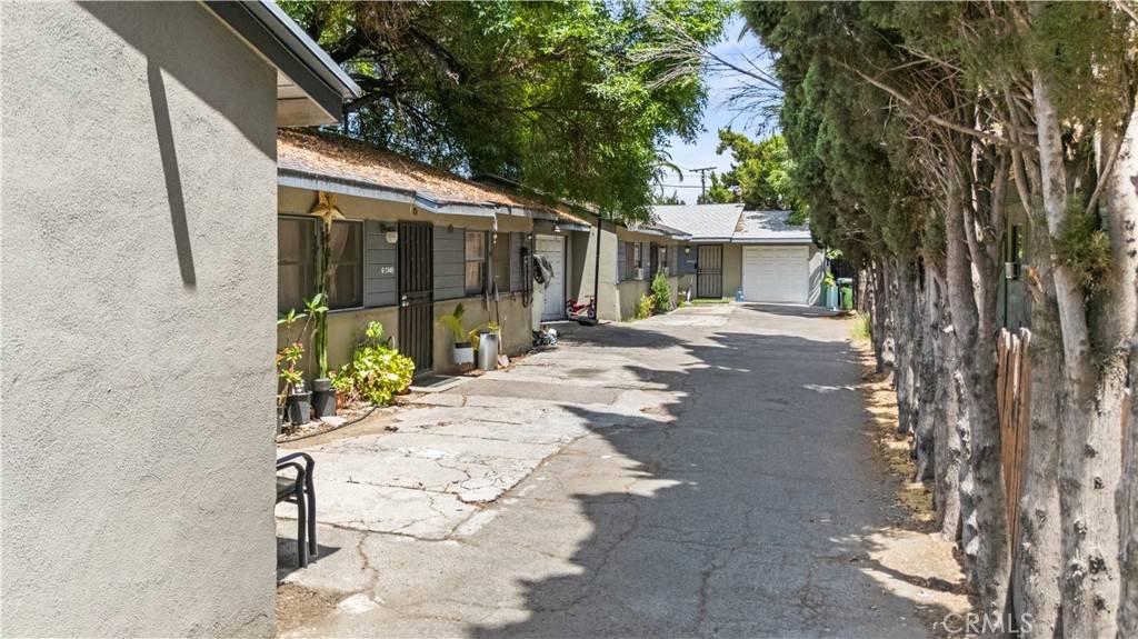 Van Nuys, CA 91401,6240 Hazeltine AVE