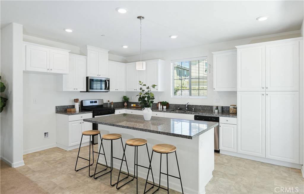 Valley Center, CA 92082,27830 Silo LN