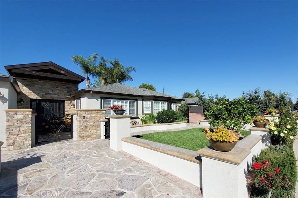 Costa Mesa, CA 92627,2099 Continental AVE