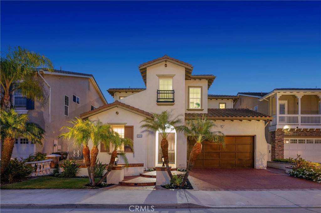 Huntington Beach, CA 92648,19084 Redford LN