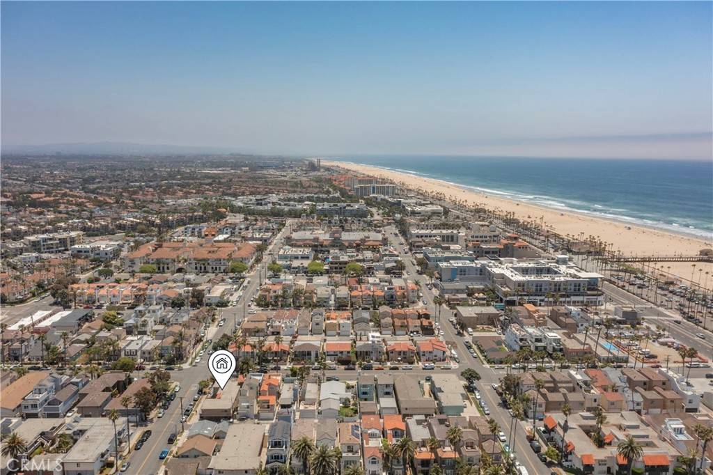 Huntington Beach, CA 92648,225 7th ST