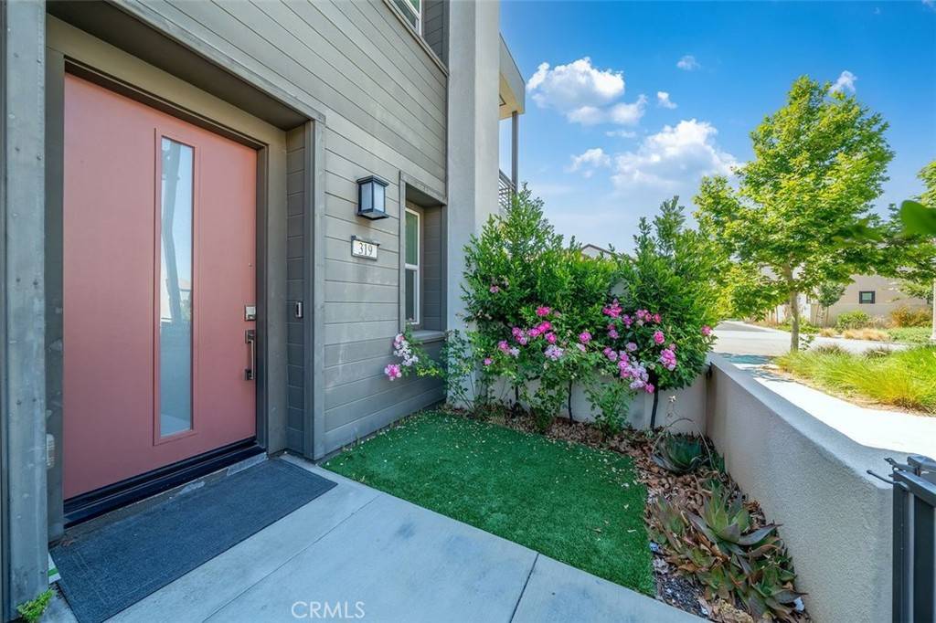 Irvine, CA 92618,319 Sawbuck