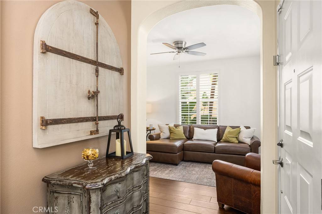 Irvine, CA 92602,57 Avondale