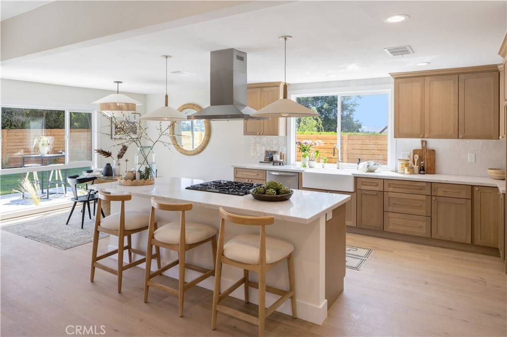 Mission Viejo, CA 92691,25652 Cervantes LN
