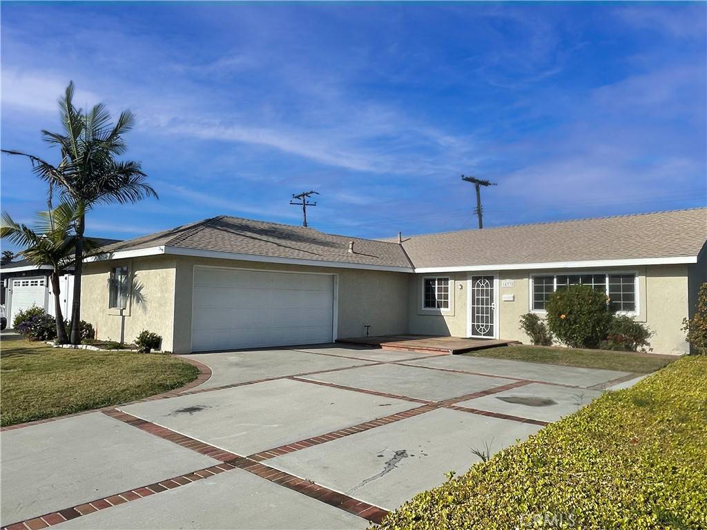 Huntington Beach, CA 92647,14332 Thunderbird CIR