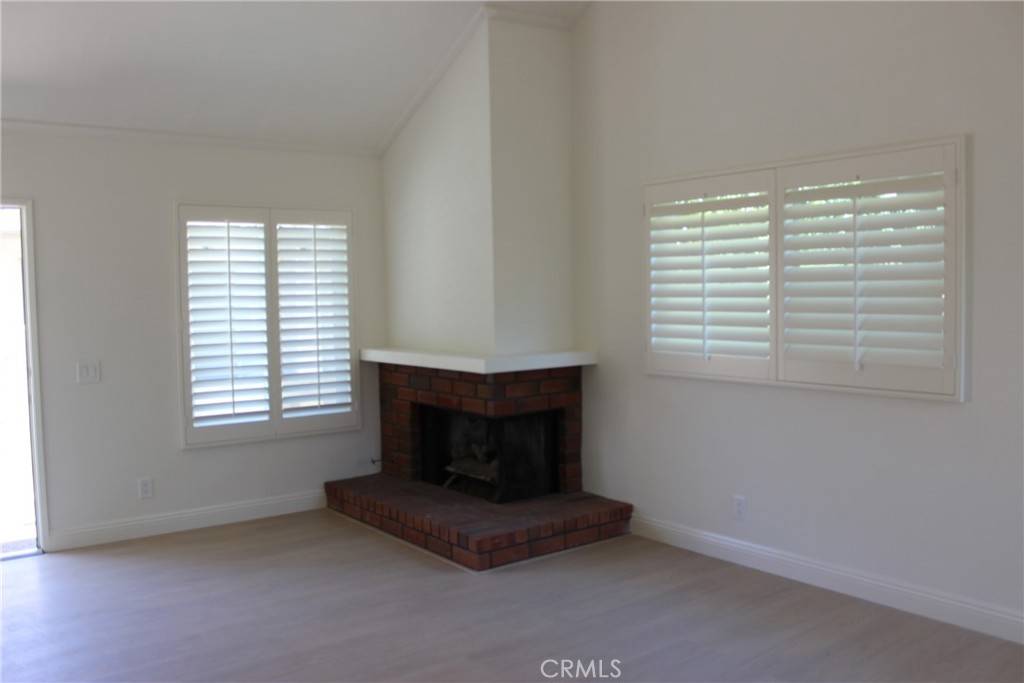 Laguna Hills, CA 92653,22895 Caminito Sol #155