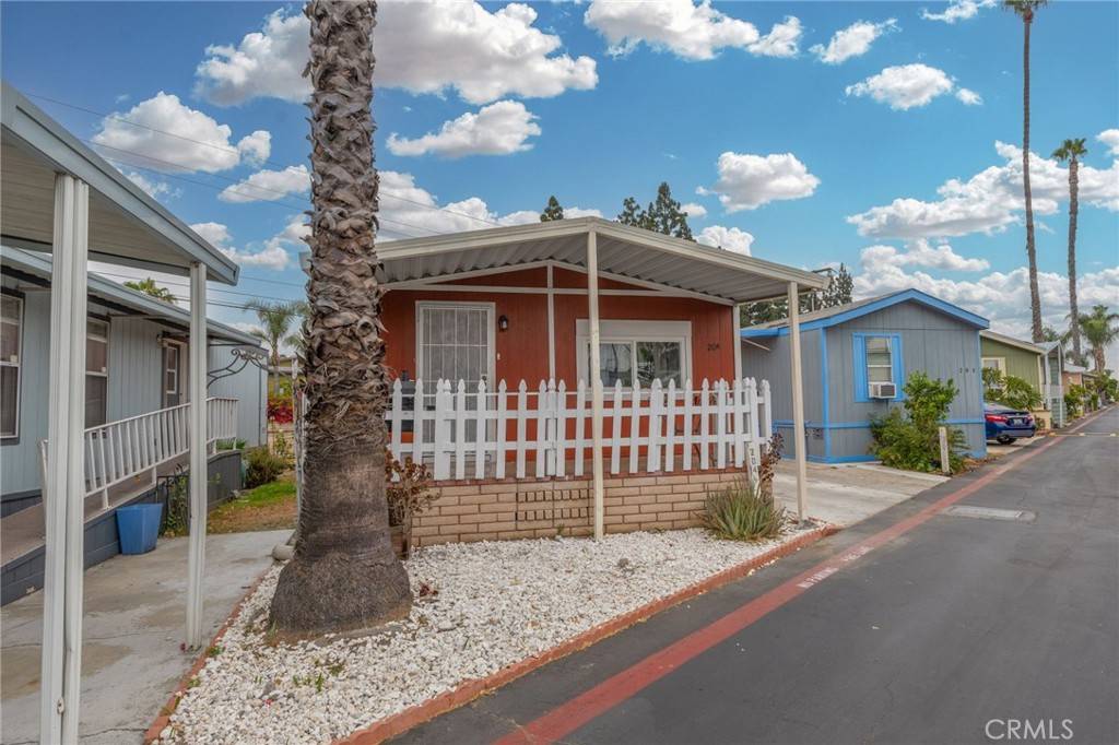 Garden Grove, CA 92840,12560 Haster ST #204