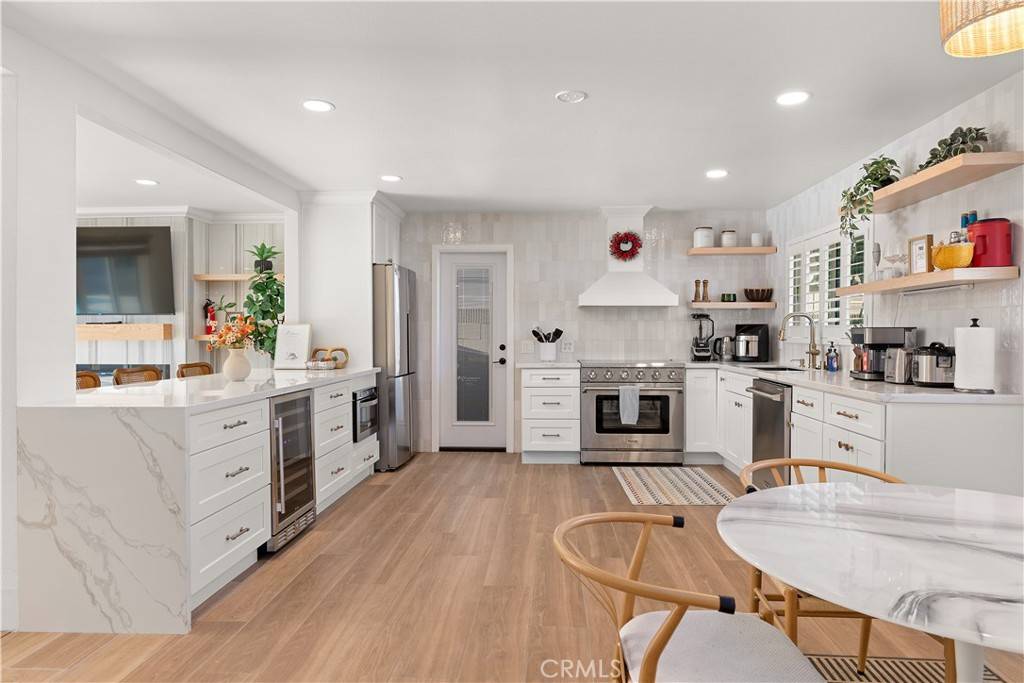 Huntington Beach, CA 92647,16261 Angler LN