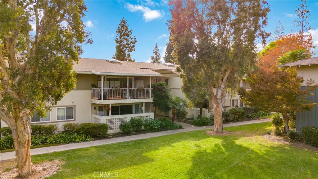 Laguna Woods, CA 92637,225 Avenida Majorca #N