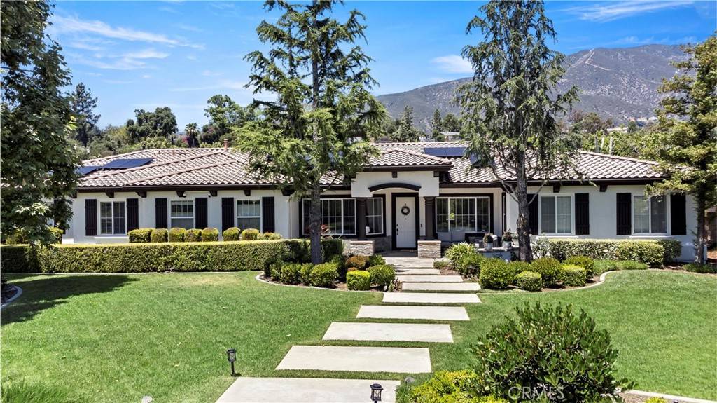Claremont, CA 91711,949 Moody PL
