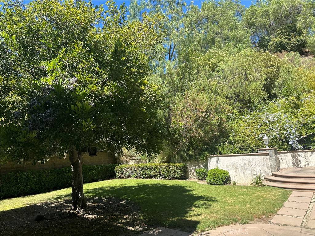 Yorba Linda, CA 92887,20639 Circulo Loma