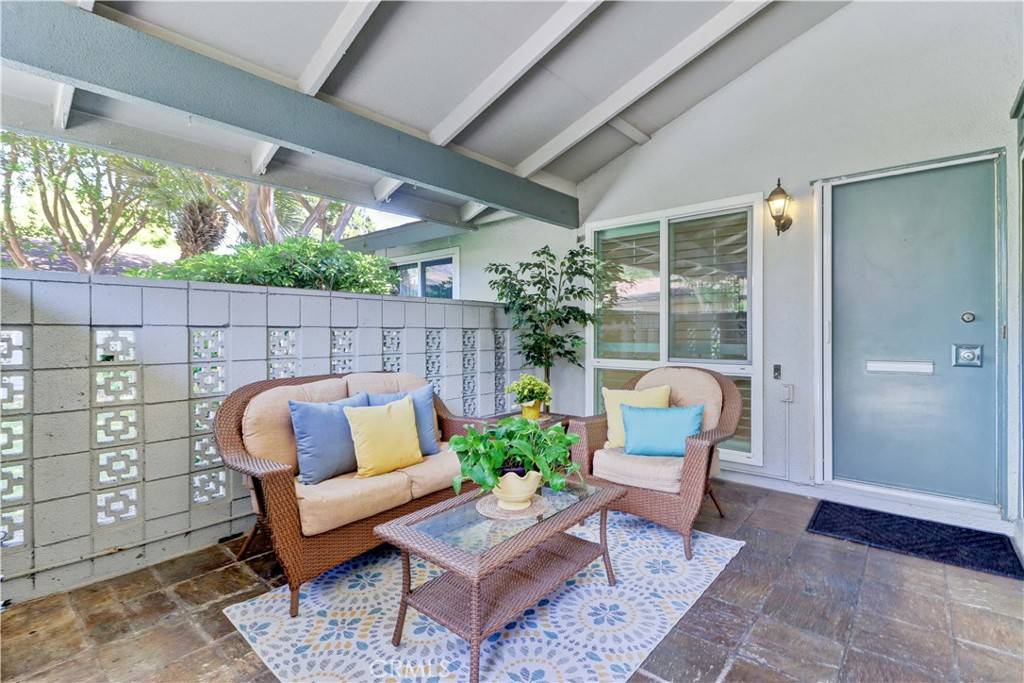 Laguna Woods, CA 92637,294 Avenida Sevilla #C