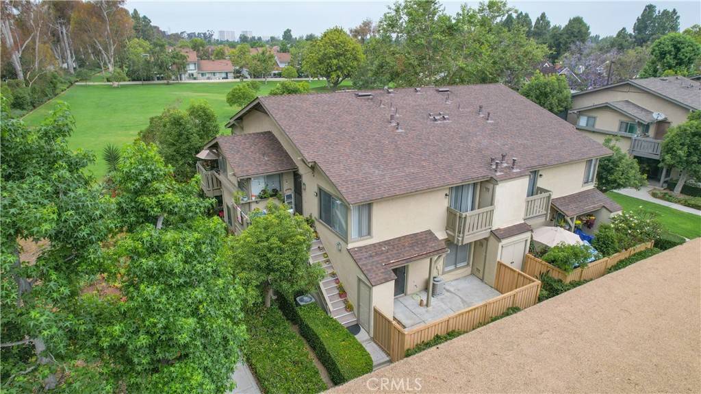 Irvine, CA 92614,44 Clearbrook