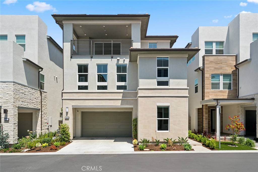 Lake Forest, CA 92630,211 Newton DR