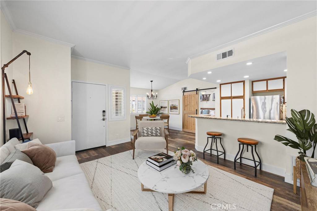 Rancho Santa Margarita, CA 92688,55 Rabano #240
