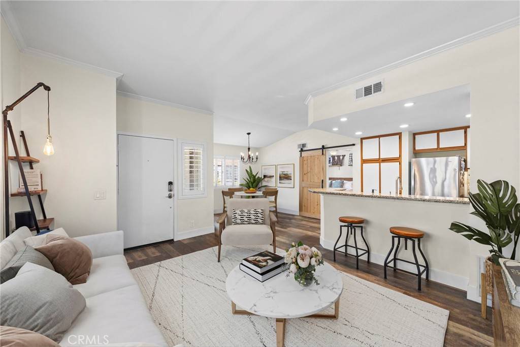 Rancho Santa Margarita, CA 92688,55 Rabano #240