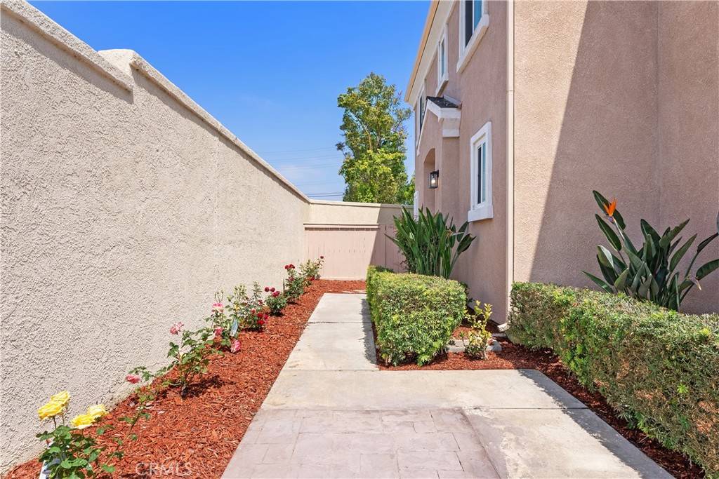Tustin, CA 92780,14941 Almond Grove CT