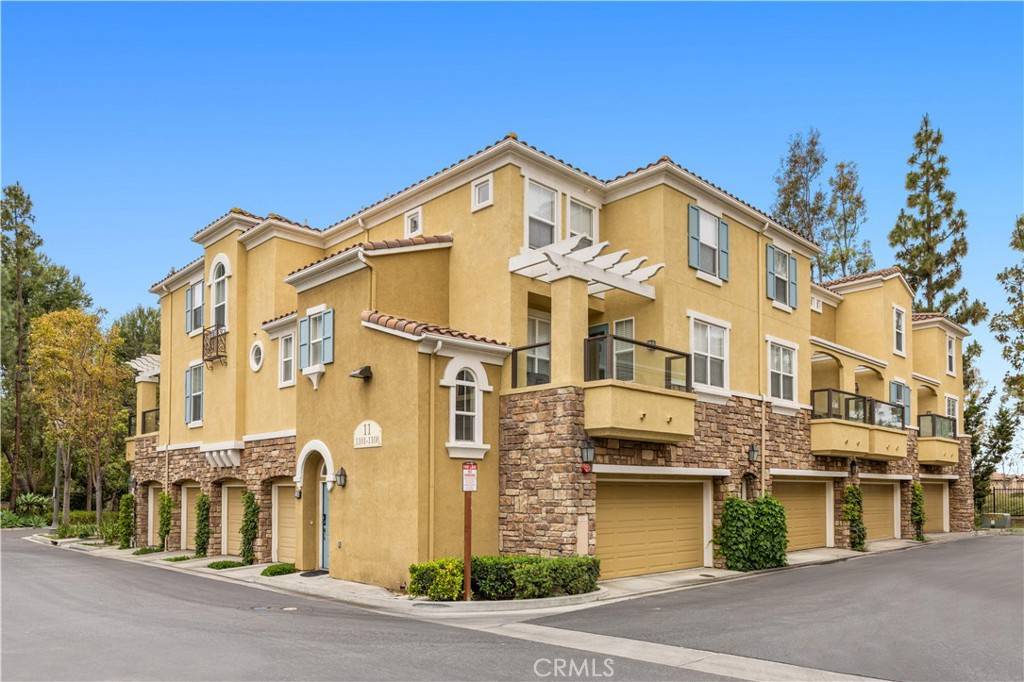 Irvine, CA 92602,1108 Terra Bella