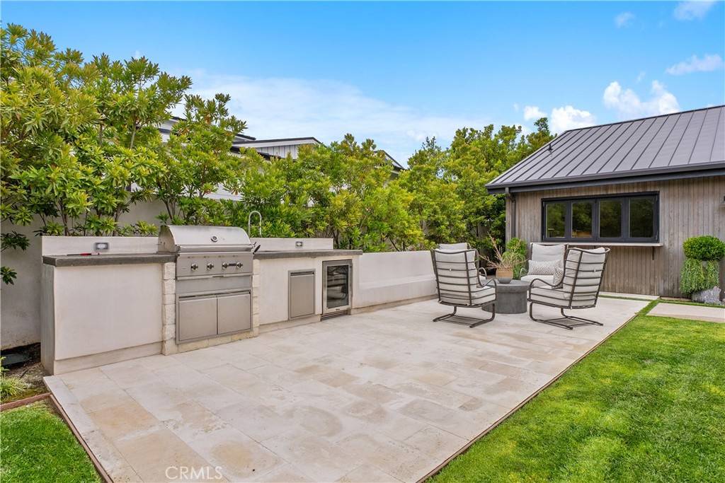 Newport Beach, CA 92660,2415 Buckeye ST