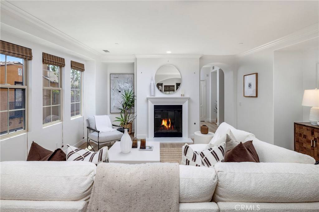 Irvine, CA 92620,74 Townsend