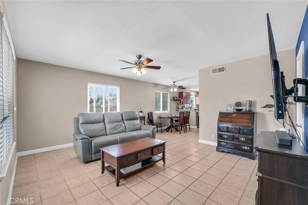 Costa Mesa, CA 92626,195 Morristown LN