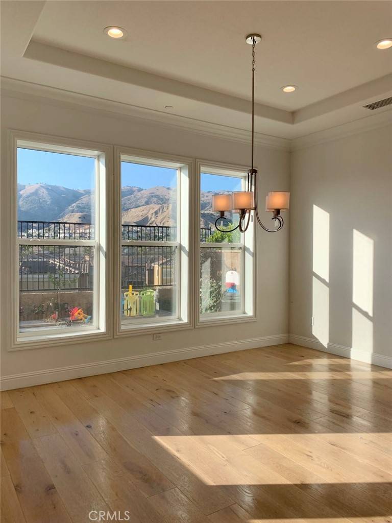Porter Ranch, CA 91326,20409 W Esmerelda LN