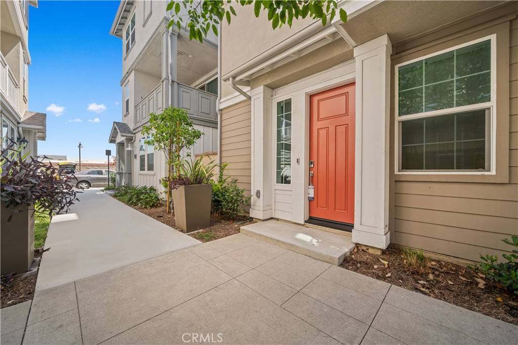 Anaheim, CA 92801,1042 N Anaheim Blvd #2