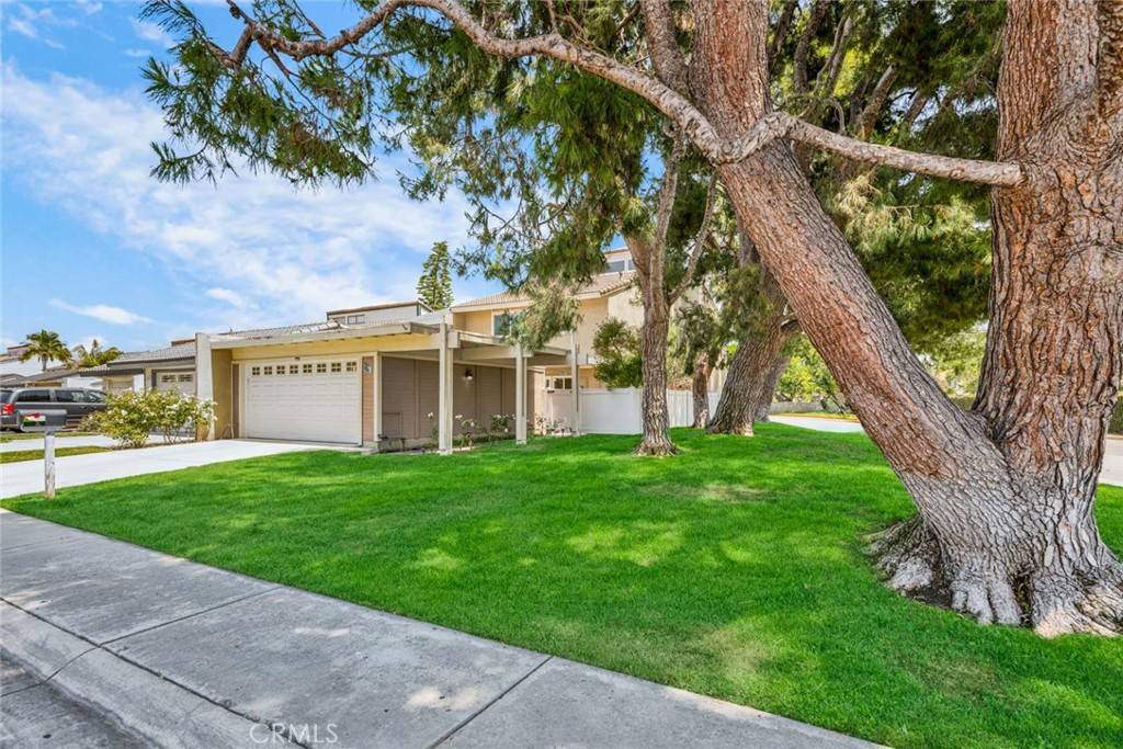 Lake Forest, CA 92630,21896 Michigan LN