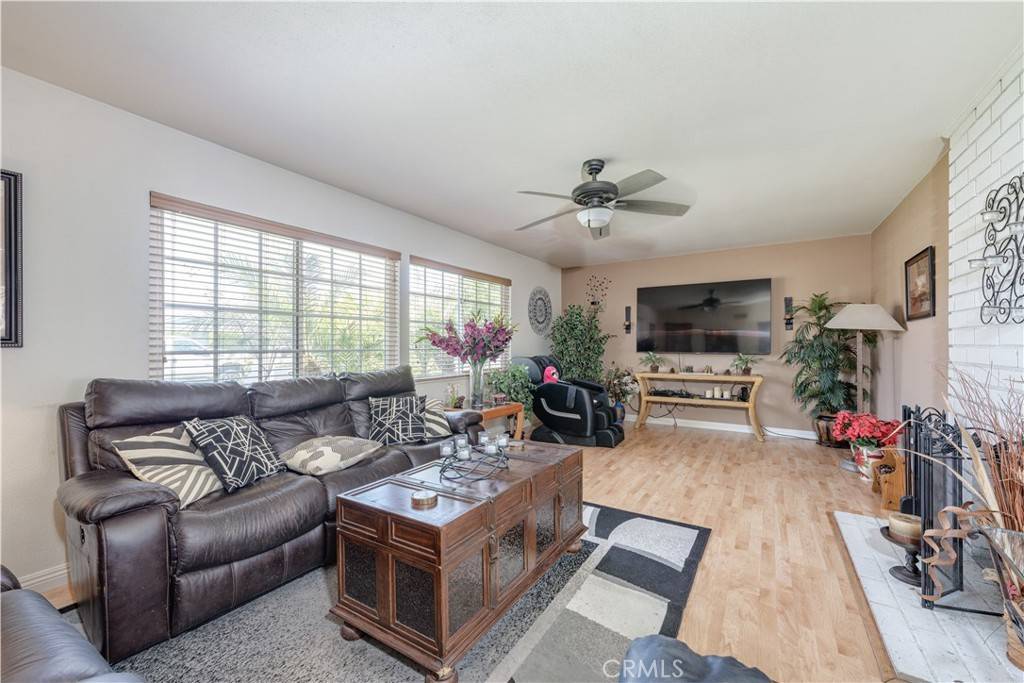 Costa Mesa, CA 92626,1633 Minorca DR
