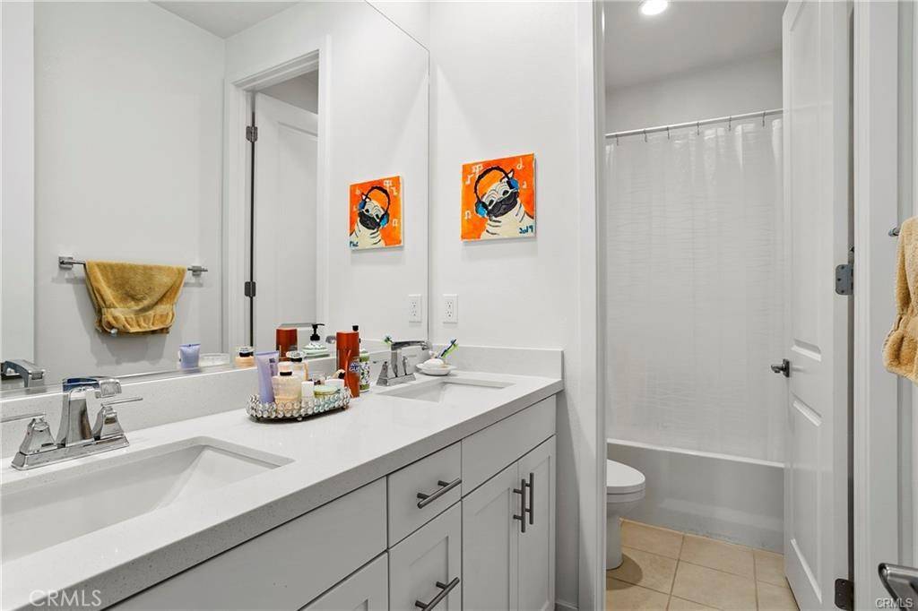 Huntington Beach, CA 92647,14432 Windfall LN