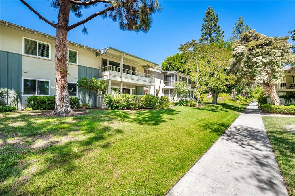 Laguna Woods, CA 92637,86 Calle Aragon #E